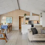 Amazing In With Kitchen