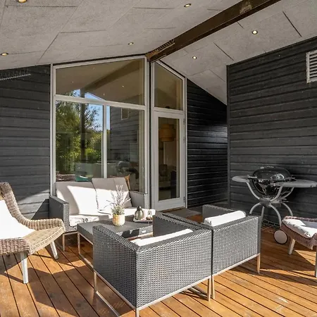 Amazing In With Kitchen